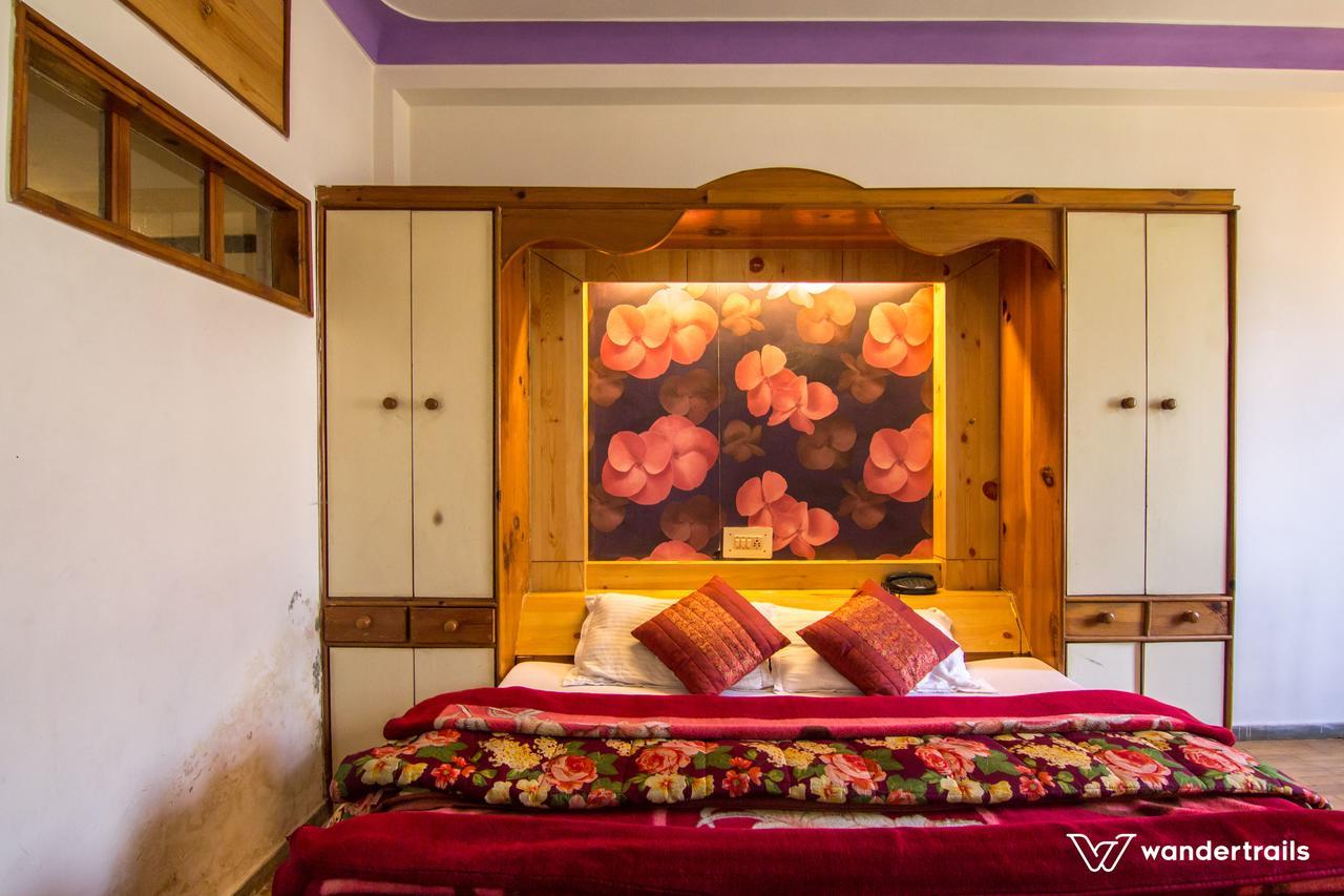 Flamingo Resort Manāli Esterno foto
